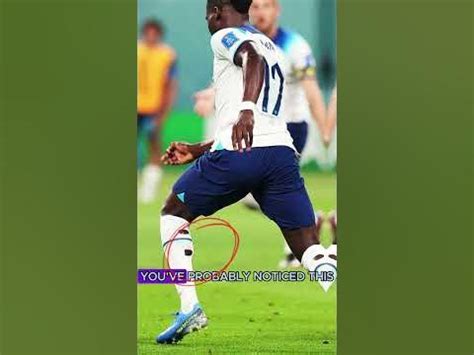 why do soccer players make mistakes